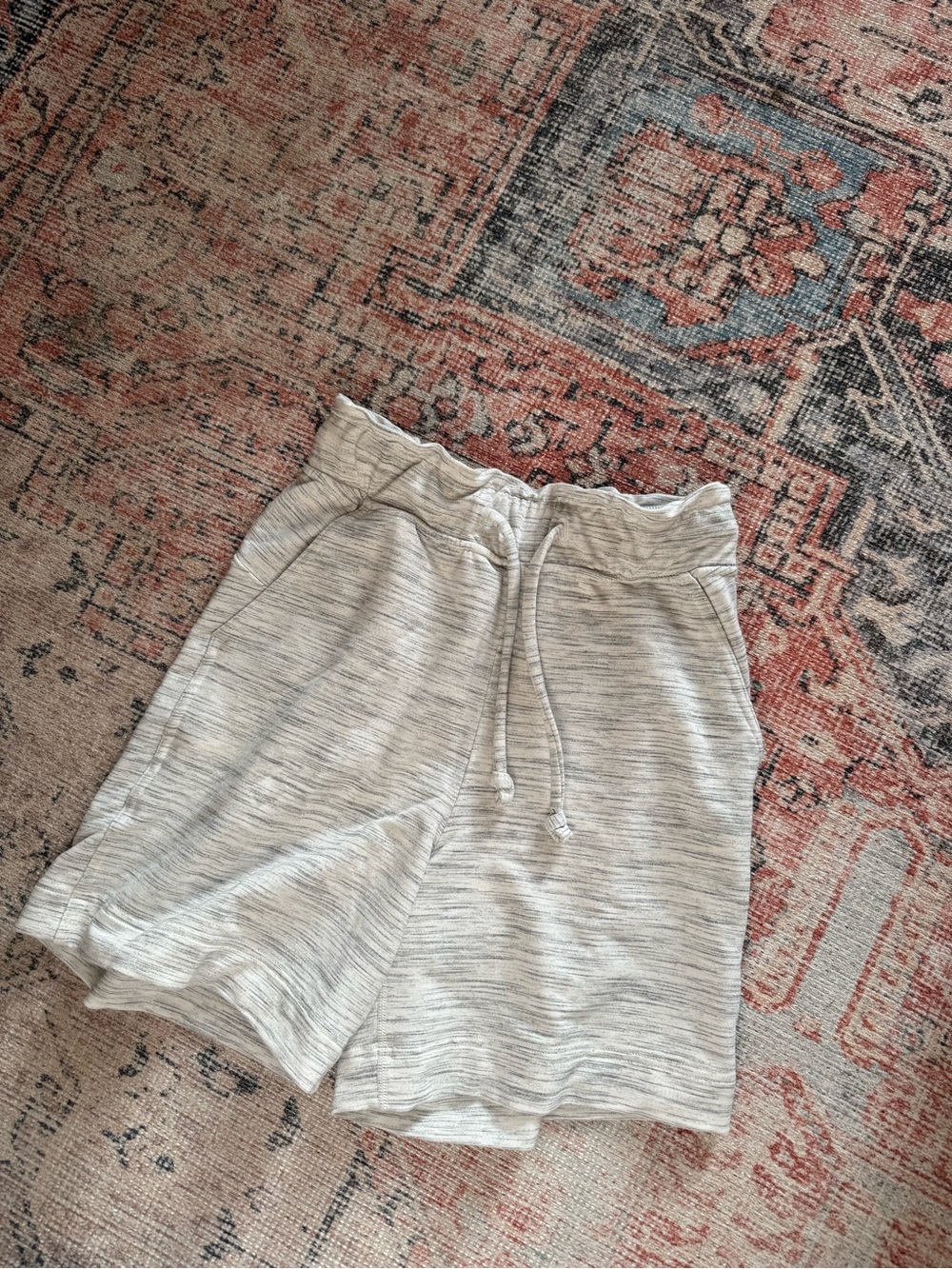 Lululemon hello Sunday short
